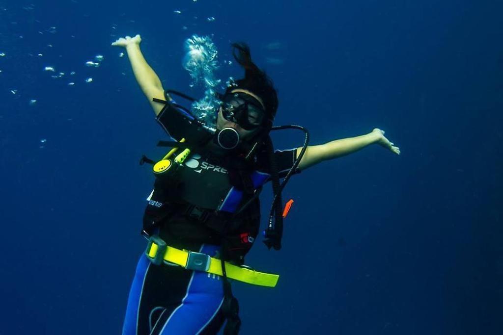 Ratu Kini Dive & Stay Mana Island Eksteriør bilde