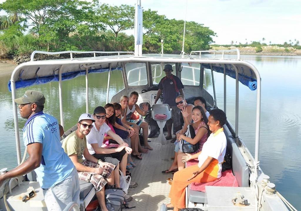 Ratu Kini Dive & Stay Mana Island Eksteriør bilde